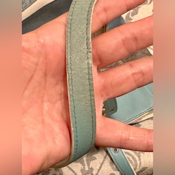 Stunning Coach Purse WITH Matching Wallet - Picture 16 of 16